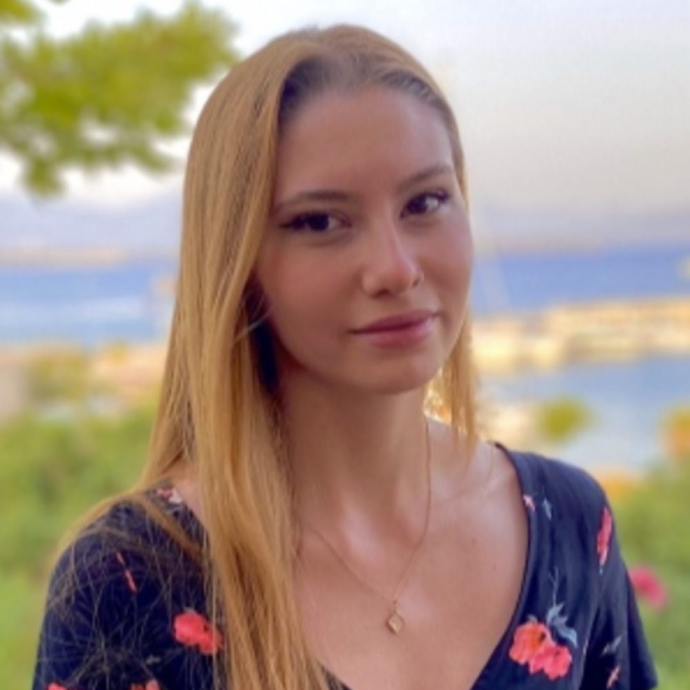 Psy. DİLARA HELLİWELL