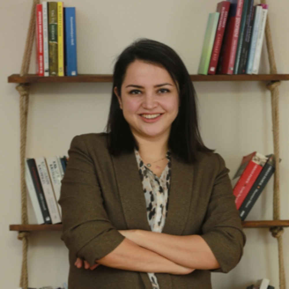 Fachärztl. Dr. SALİHA GÜMÜŞ