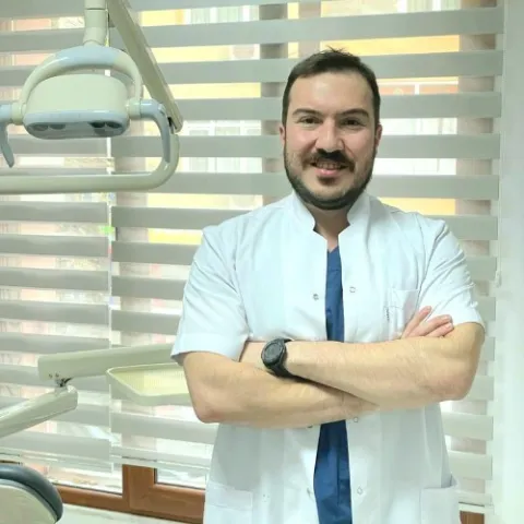 Zahnarzt GÖKHAN BİTMİŞ