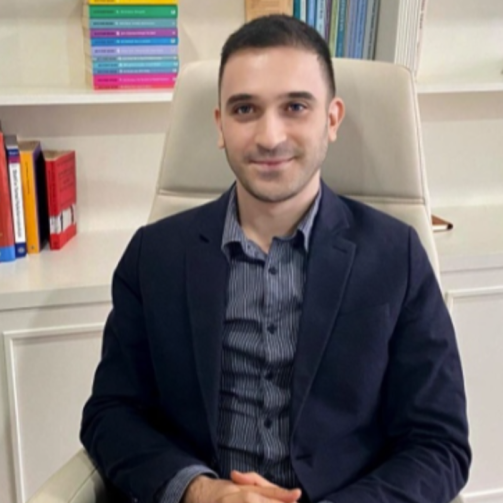 Spec. Dr. SEMİR SAKARYA