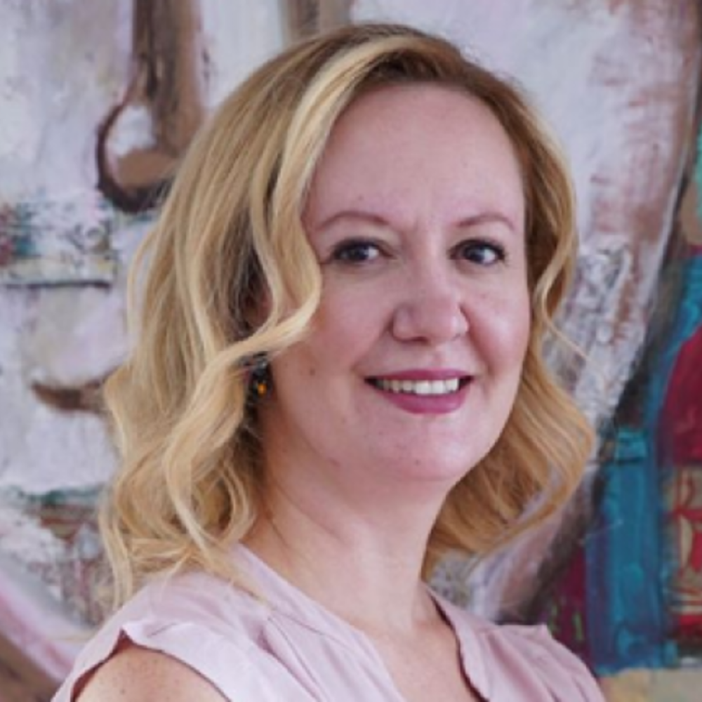 Uzm. Dr. İREM ÖZYÜNCÜ