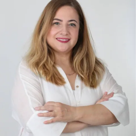 Uzm. Dr. NÜZHET DOĞAN