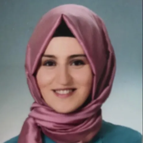Spec. Dr. ESİN DOĞRU
