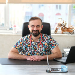 Uzm. Dr. SÜLEYMAN MEVLİTOĞLU